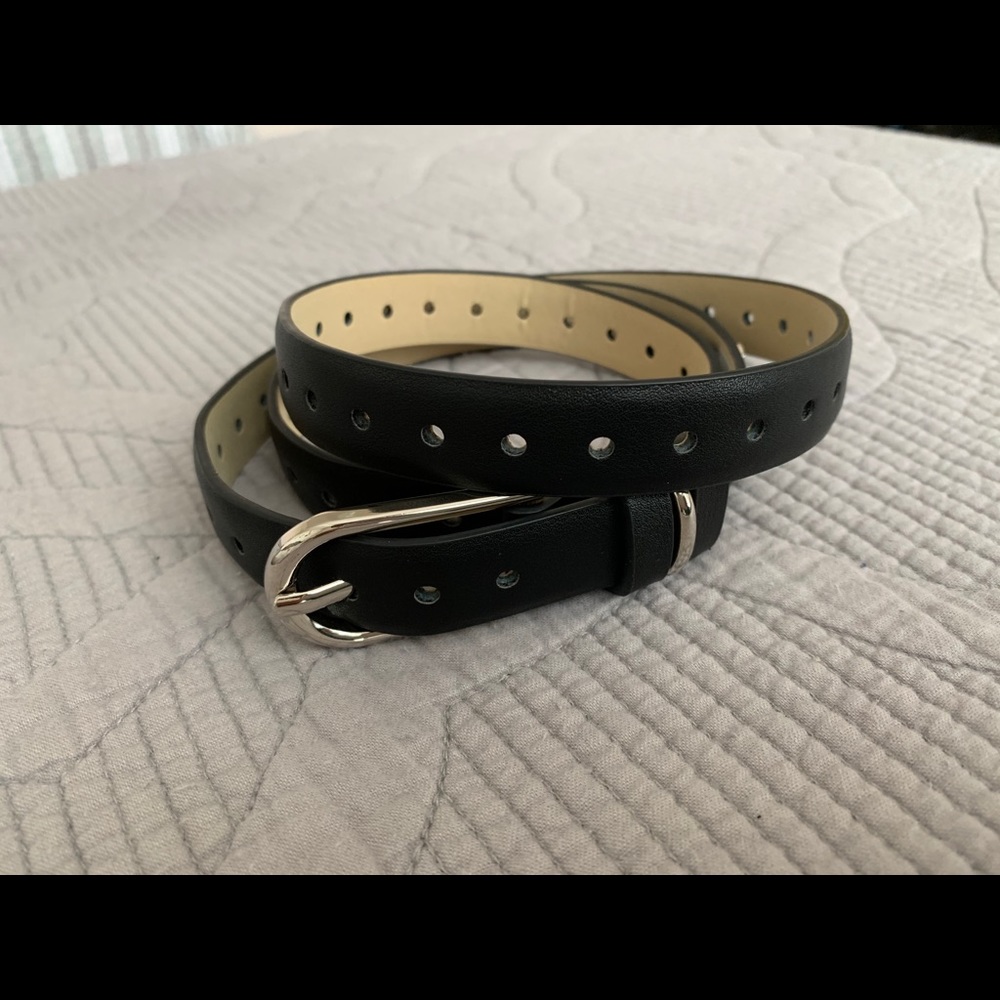 Steve Madden female belt